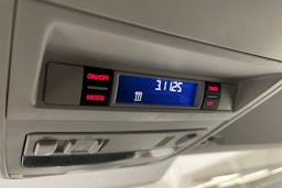 valkoinen Volkswagen Transporter 2016 kuva 21.