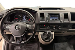 valkoinen Volkswagen Transporter 2016 kuva 9.