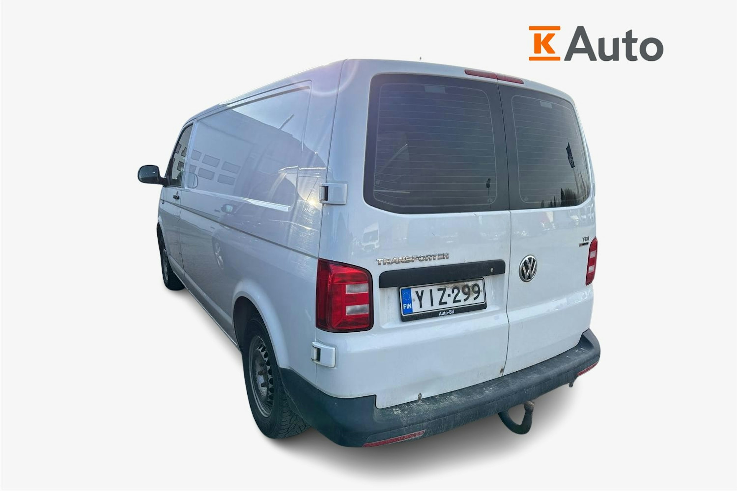 valkoinen Volkswagen Transporter 2016 kuva 2.