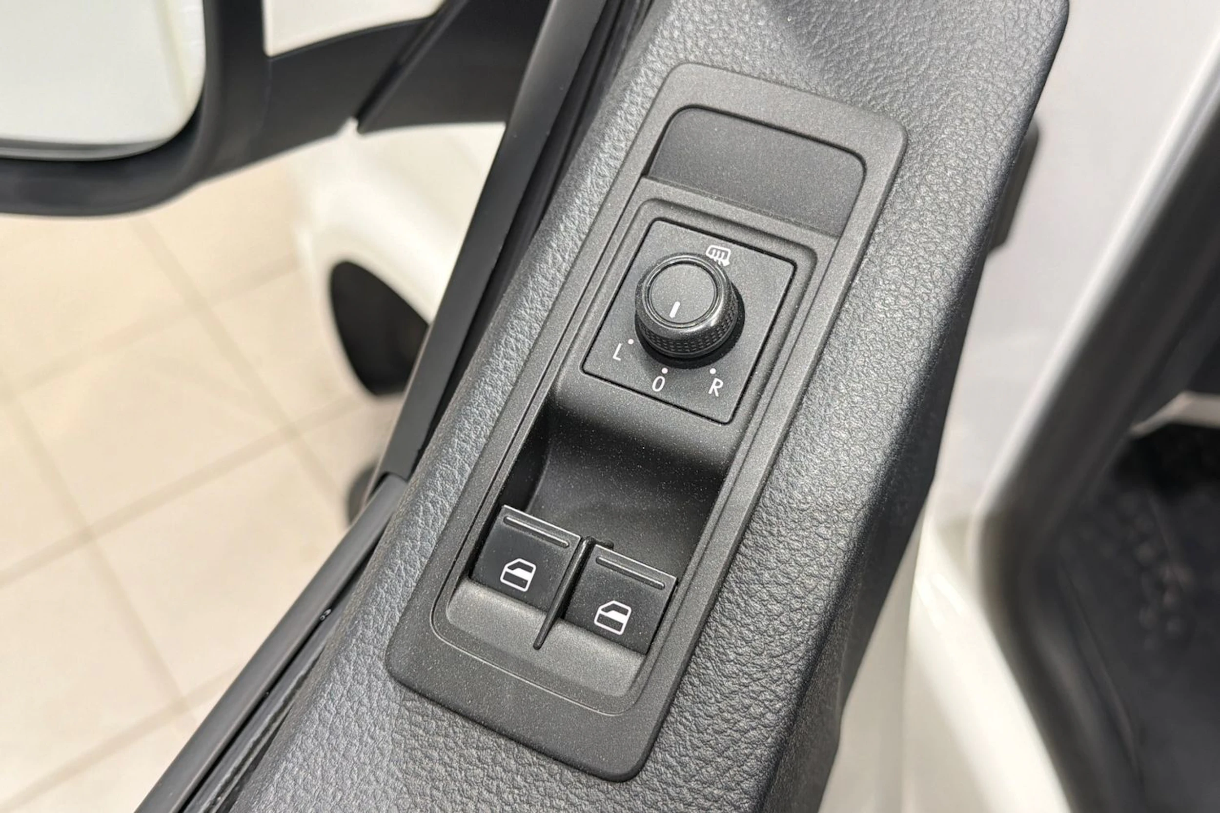 Valkoinen Volkswagen TRANSPORTER 2016 kuva 15.