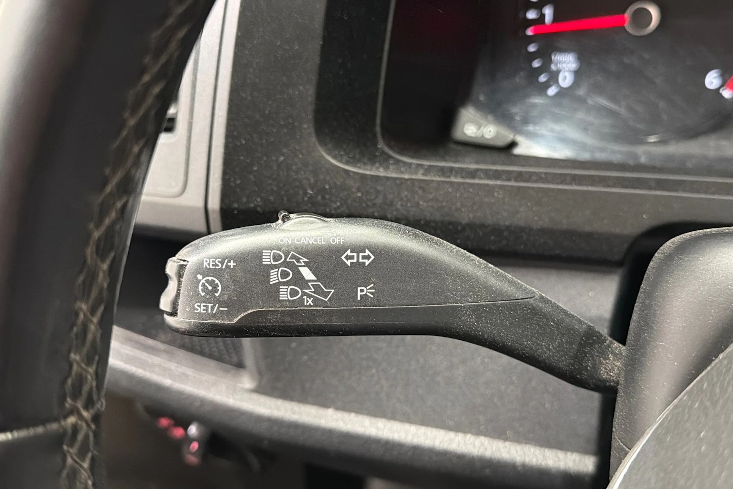 Valkoinen Volkswagen TRANSPORTER 2016 kuva 16.