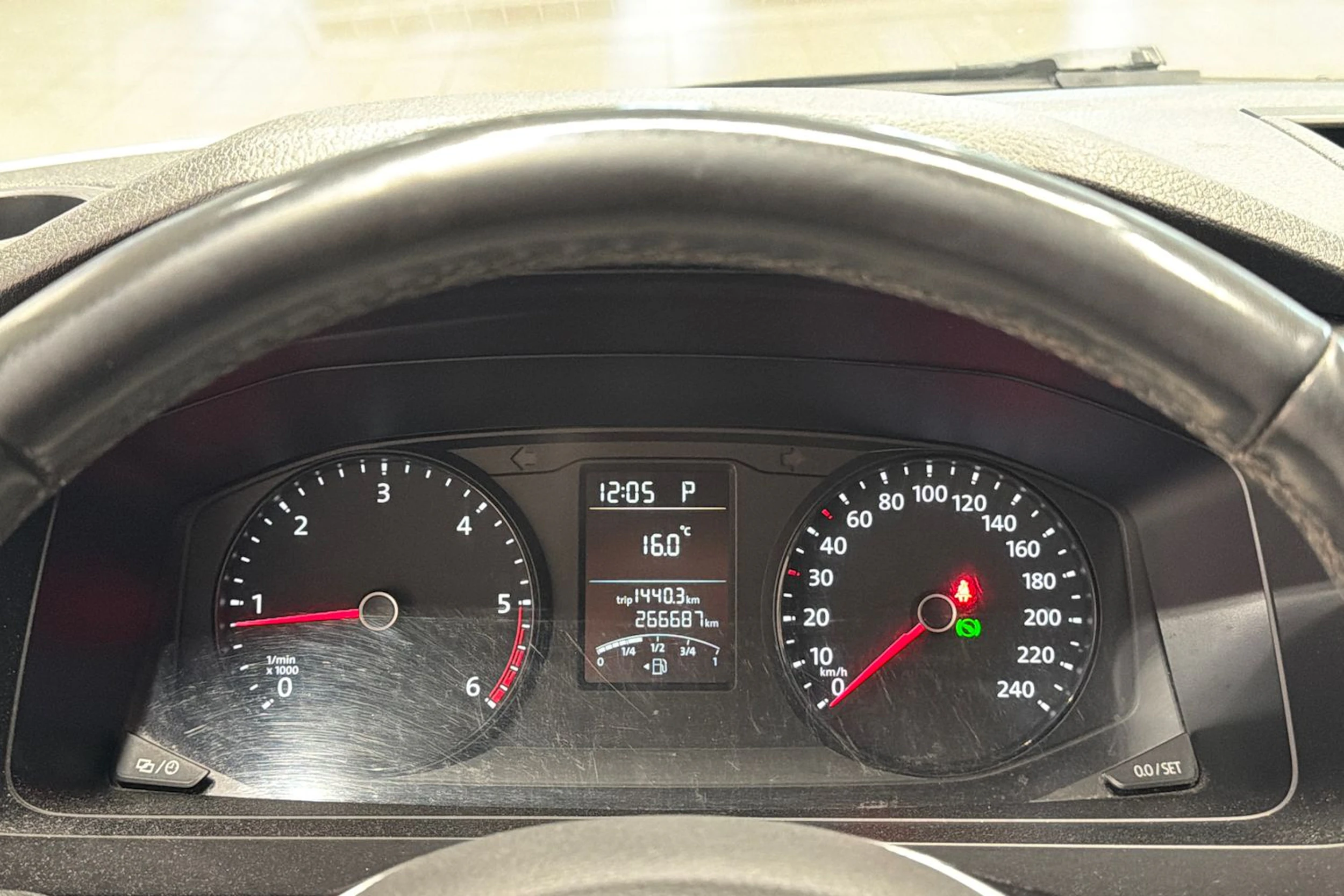 Valkoinen Volkswagen TRANSPORTER 2016 kuva 17.