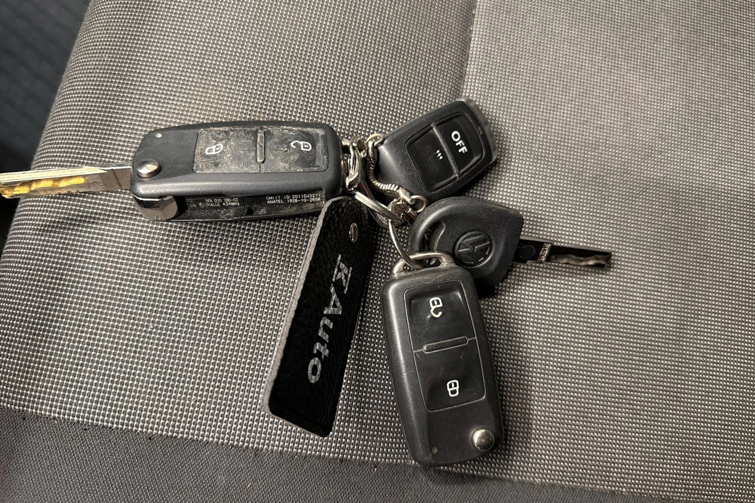 Valkoinen Volkswagen TRANSPORTER 2016 kuva 20.