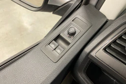 hopea Volkswagen Transporter 2016 kuva 21.