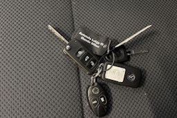 ruskea (beige) Volkswagen Transporter 2016 kuva 18.