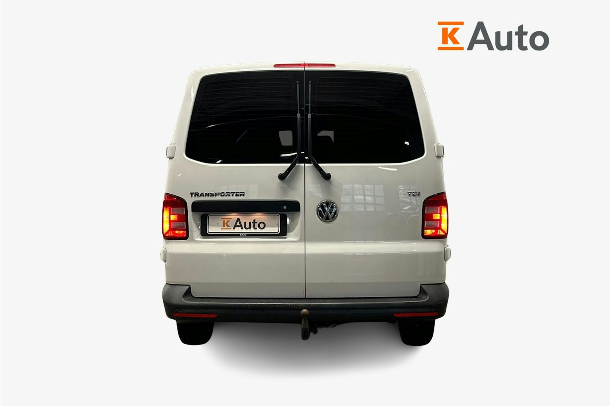 valkoinen Volkswagen Transporter 2017 kuva 3.