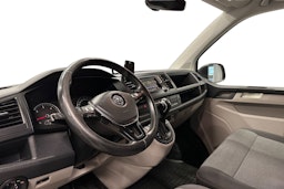 valkoinen Volkswagen Transporter 2017 kuva 6.