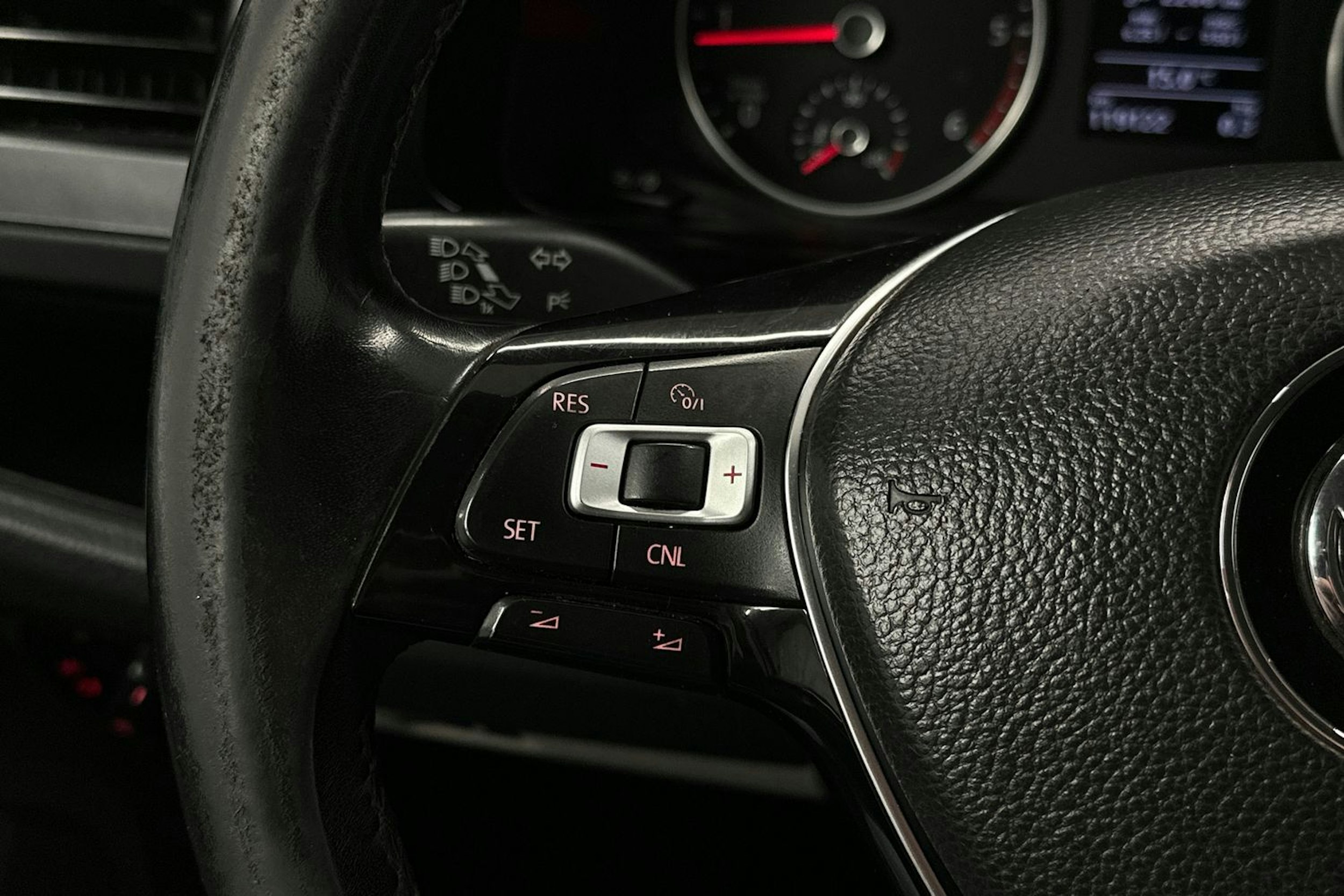 valkoinen Volkswagen Transporter 2017 kuva 12.