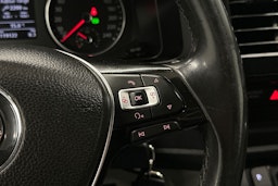 valkoinen Volkswagen Transporter 2017 kuva 13.