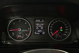 valkoinen Volkswagen Transporter 2017 kuva 14.