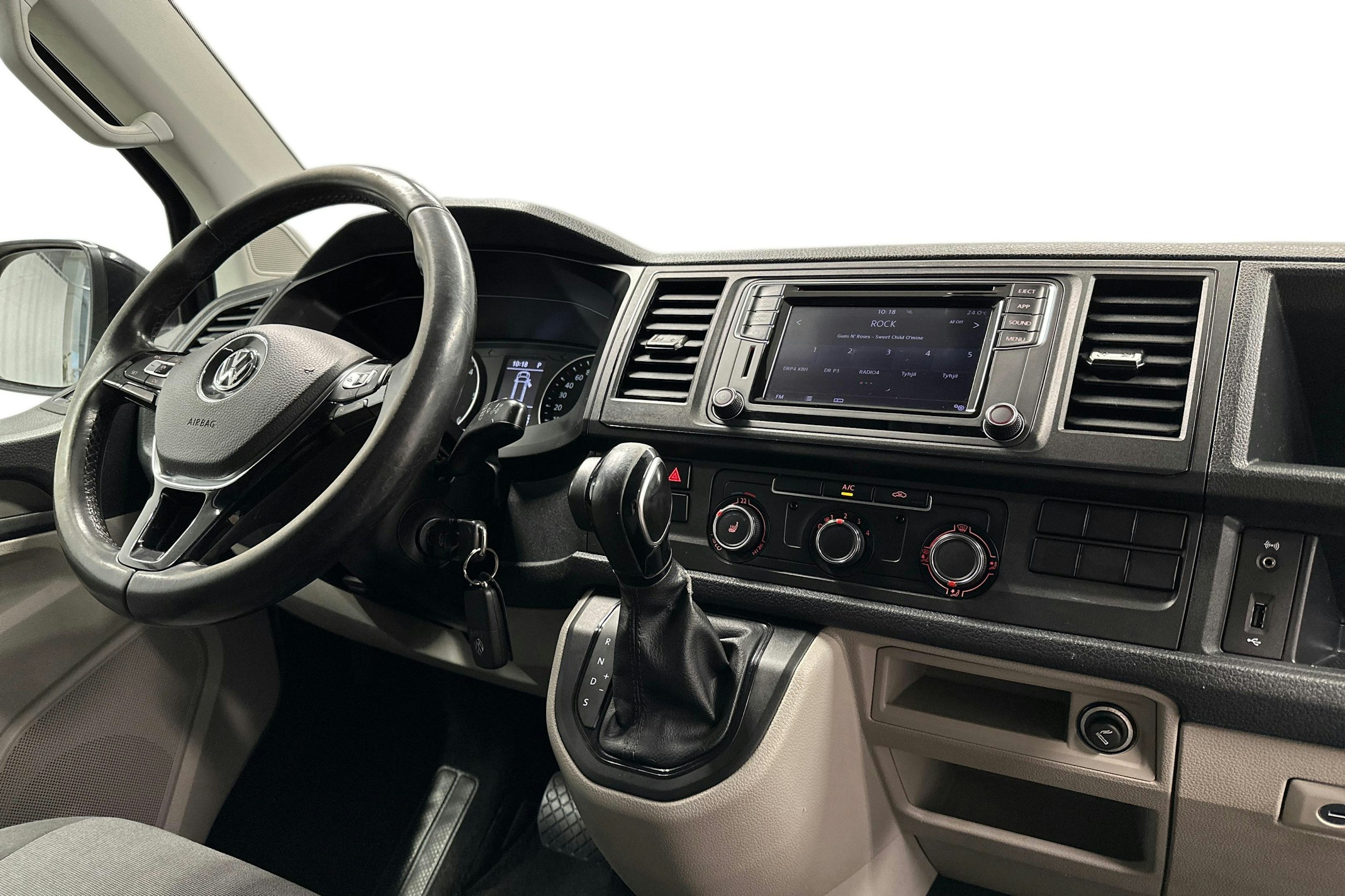 musta Volkswagen Transporter 2017 kuva 7.