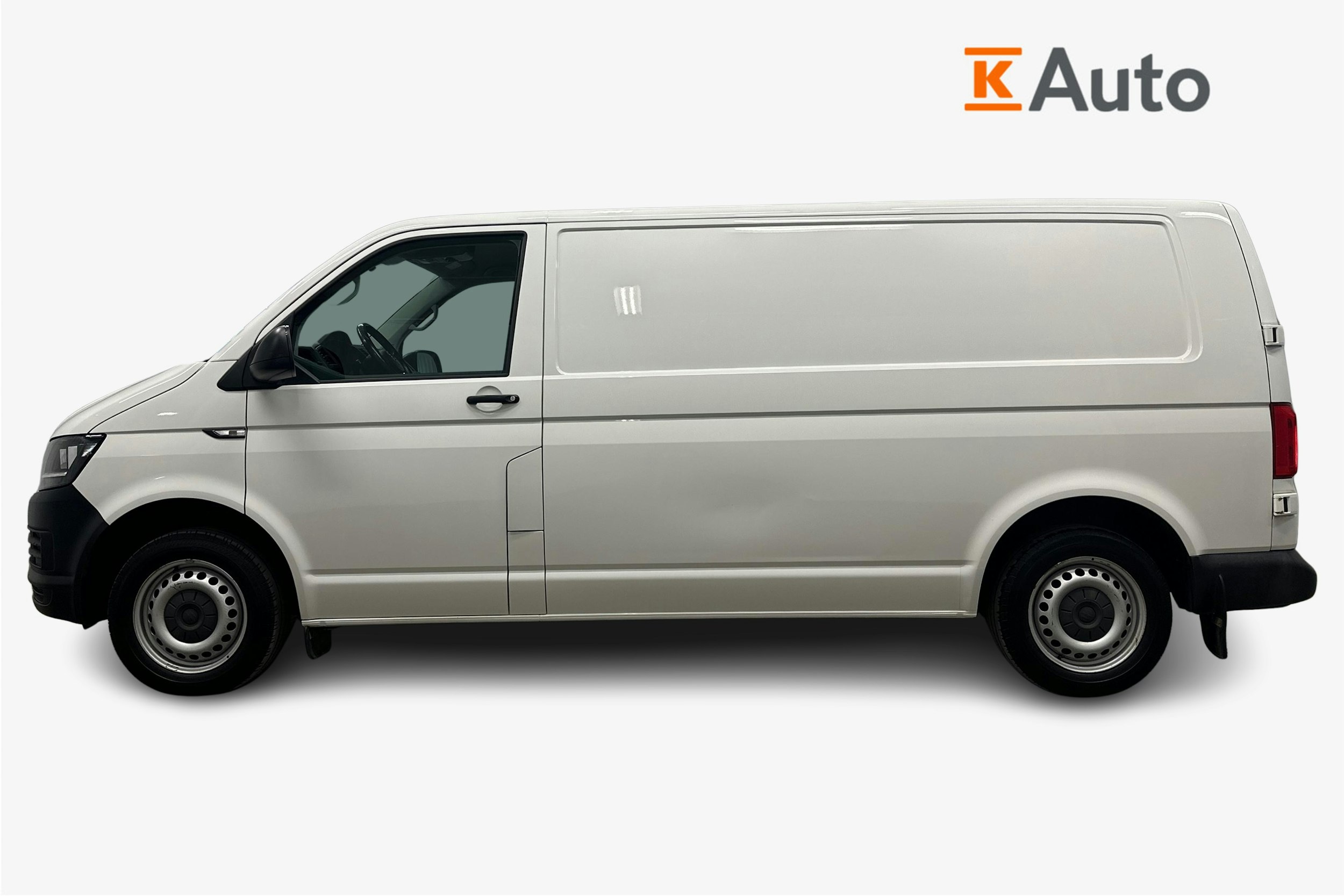 valkoinen Volkswagen Transporter 2017 kuva 5.