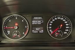 valkoinen Volkswagen Transporter 2017 kuva 17.