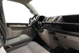 valkoinen Volkswagen Transporter 2017 kuva 7.
