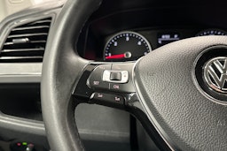 valkoinen Volkswagen Transporter 2017 kuva 9.