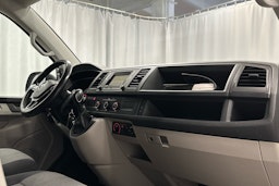 valkoinen Volkswagen Transporter 2017 kuva 8.