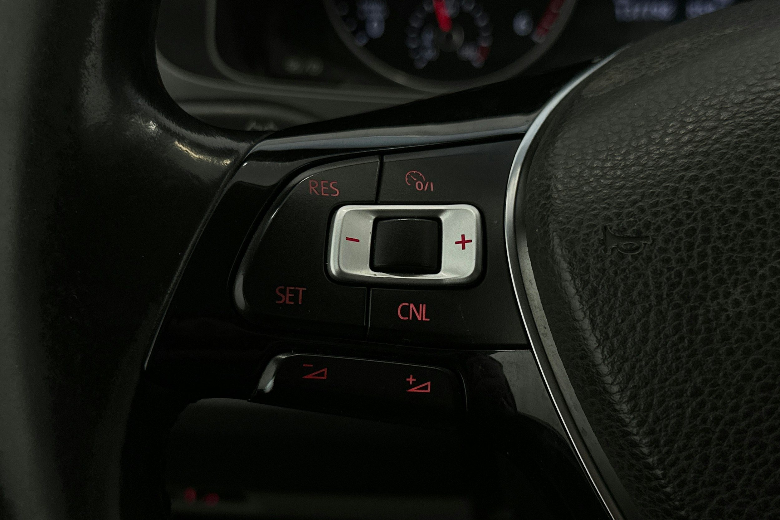 valkoinen Volkswagen Transporter 2017 kuva 17.