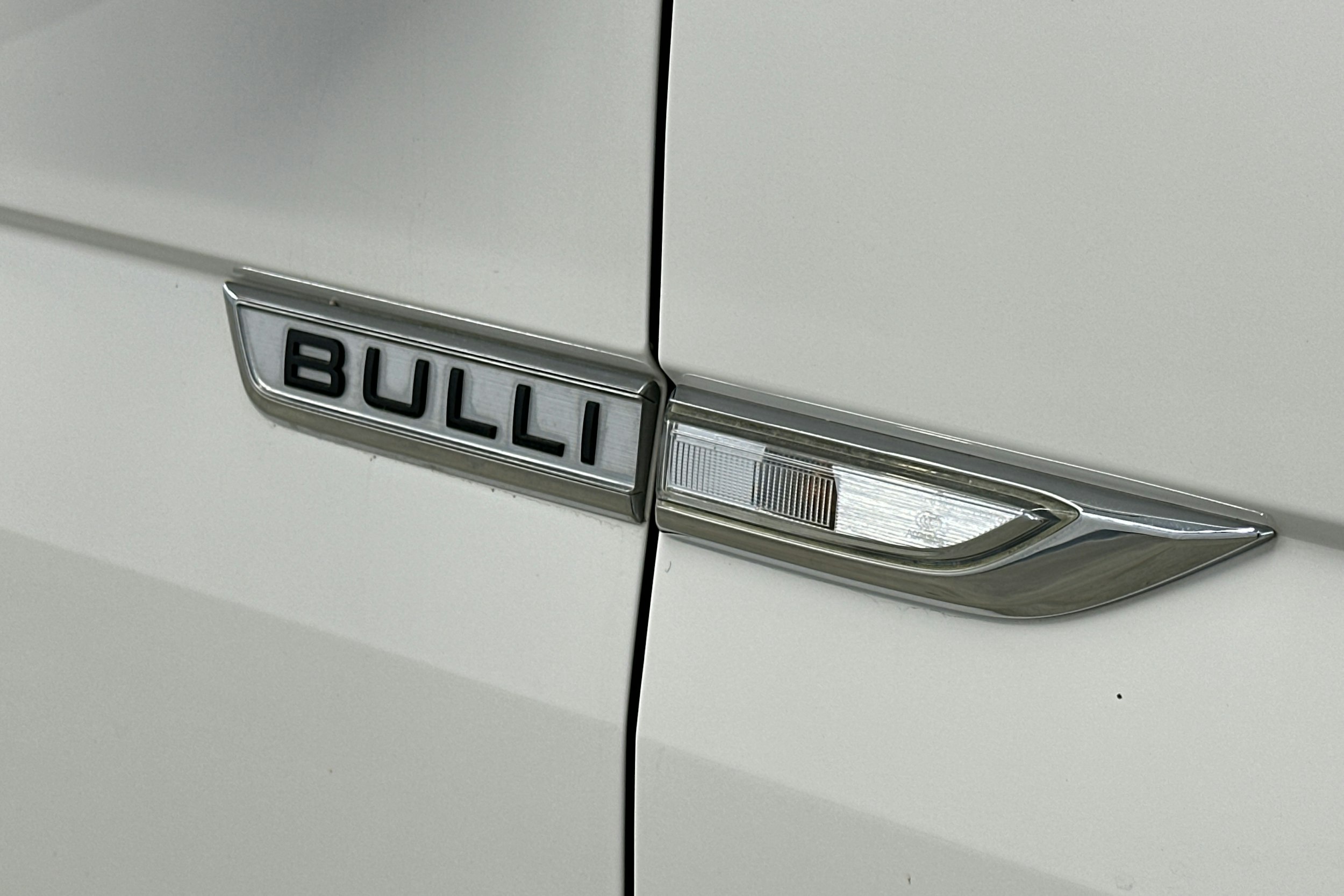 valkoinen Volkswagen Transporter 2017 kuva 25.