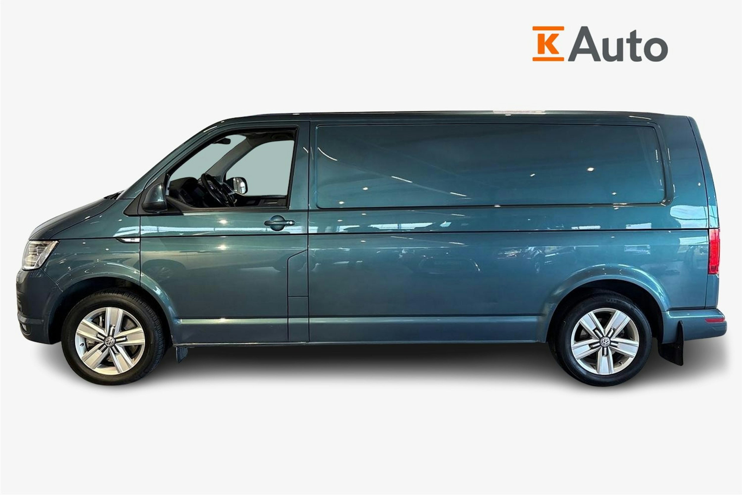 vihreä Volkswagen Transporter 2017 kuva 6.