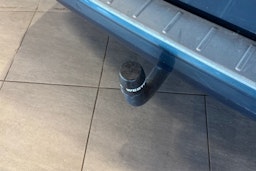 vihreä Volkswagen Transporter 2017 kuva 14.