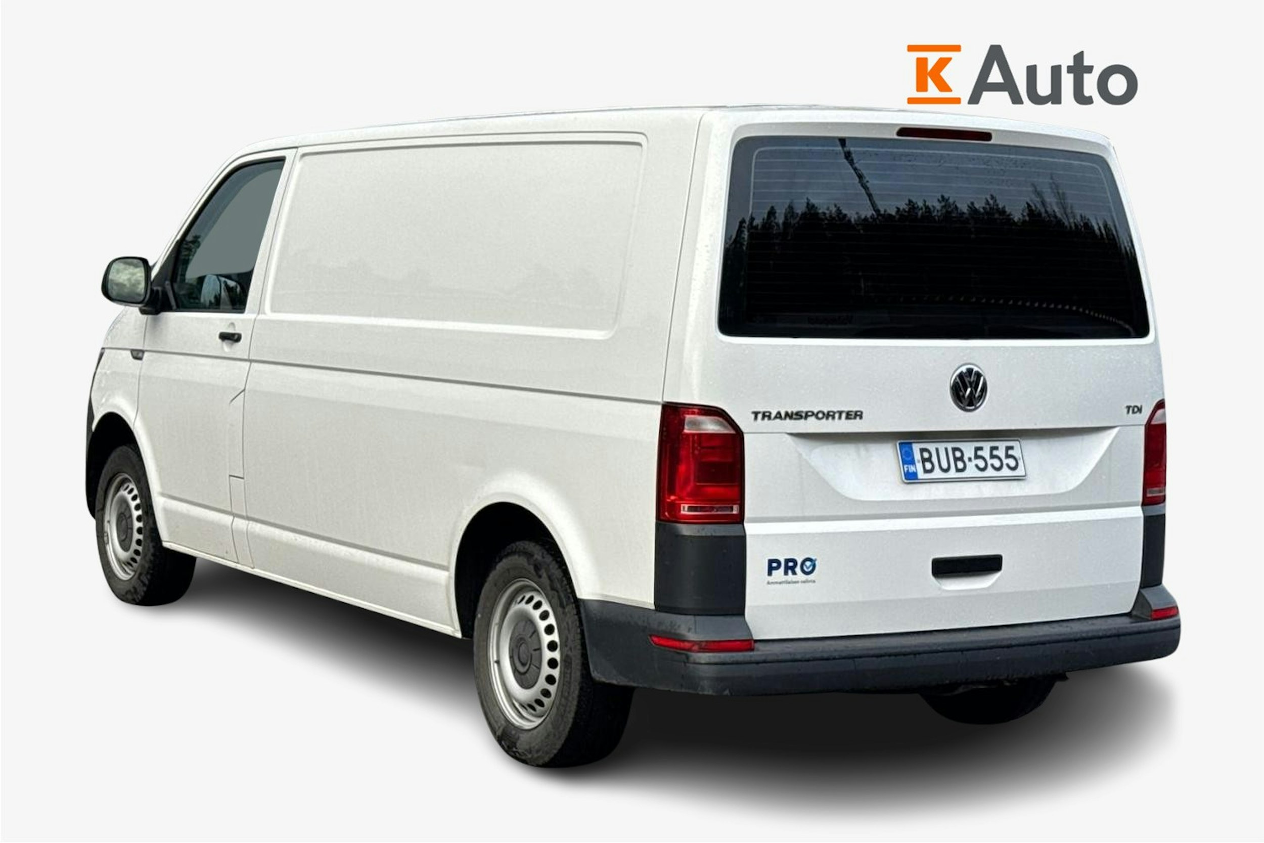 valkoinen Volkswagen Transporter 2017 kuva 2.