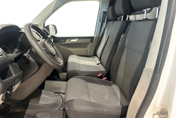valkoinen Volkswagen Transporter 2017 kuva 6.