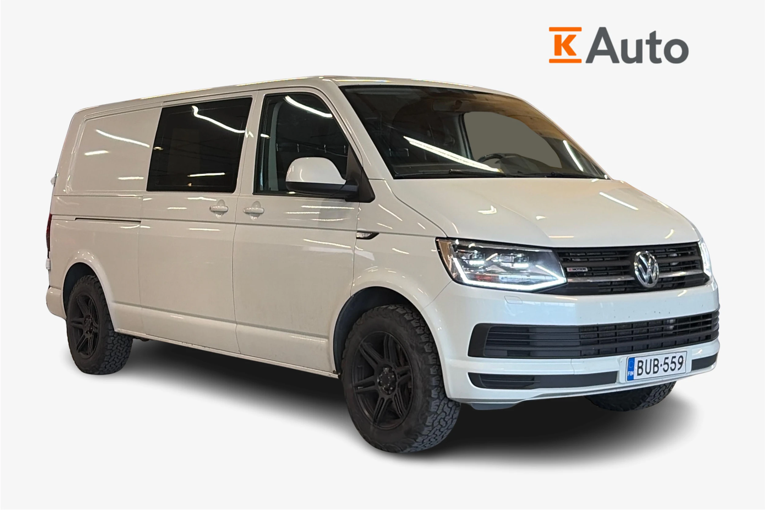valkoinen Volkswagen Transporter 2017 kuva 1.