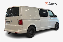 valkoinen Volkswagen Transporter 2017 kuva 2.