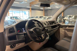 valkoinen Volkswagen Transporter 2017 kuva 5.