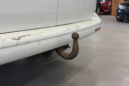 valkoinen Volkswagen Transporter 2017 kuva 10.