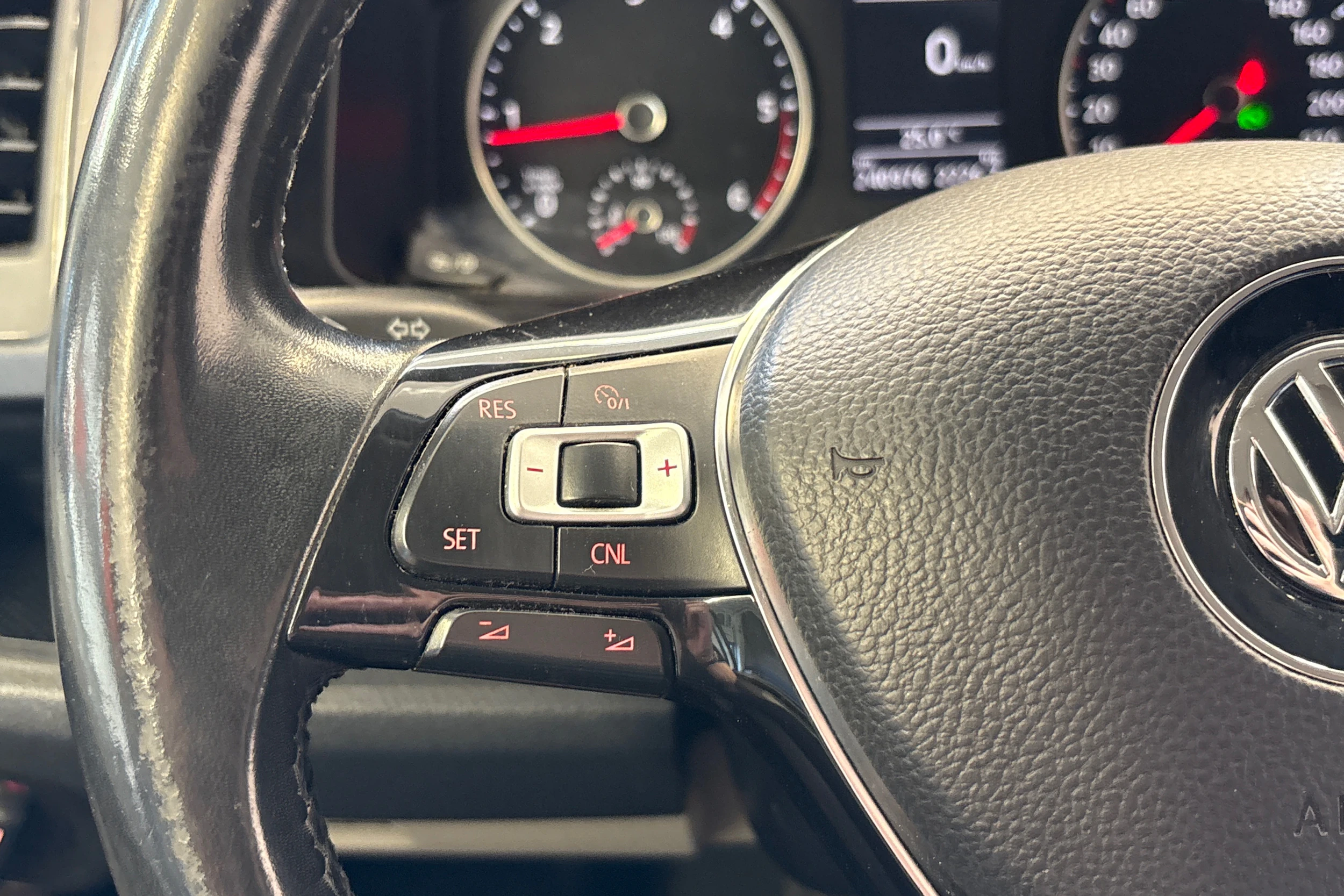 valkoinen Volkswagen Transporter 2017 kuva 11.