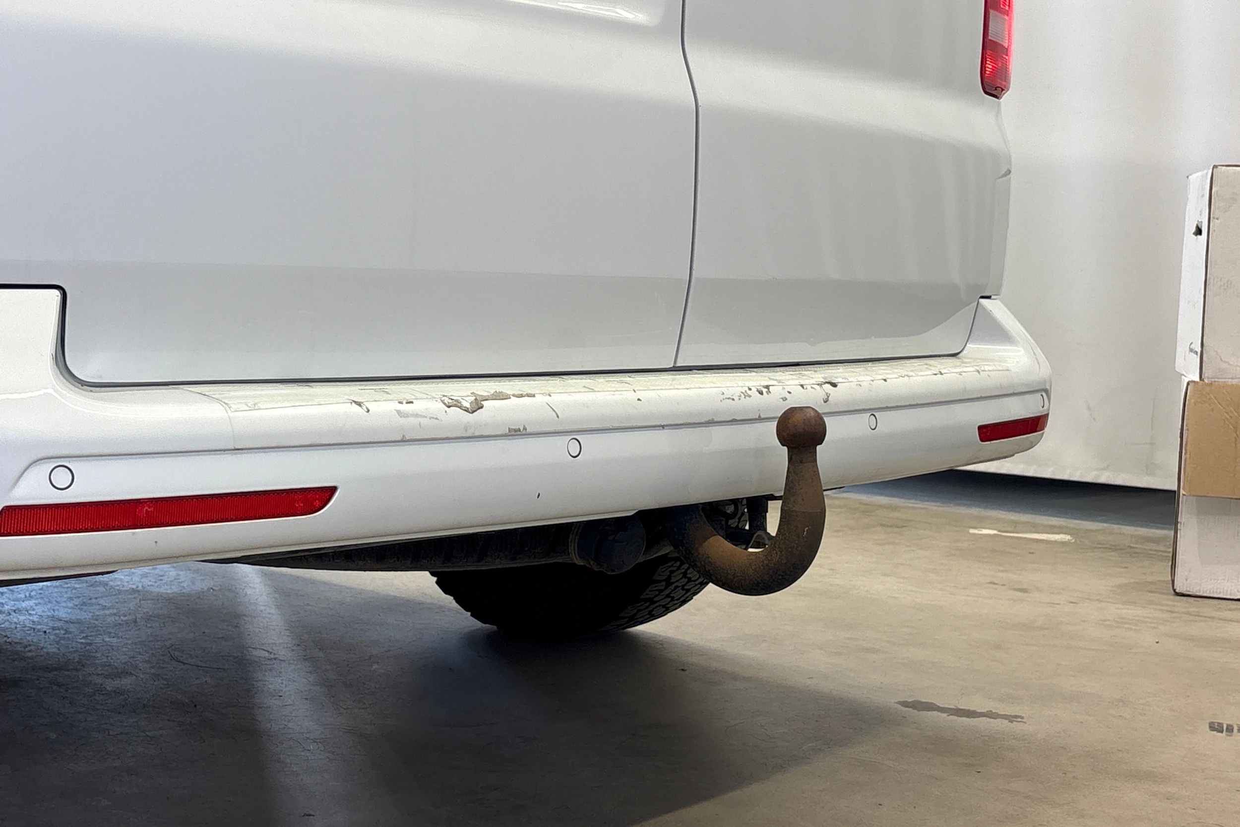 valkoinen Volkswagen Transporter 2017 kuva 22.