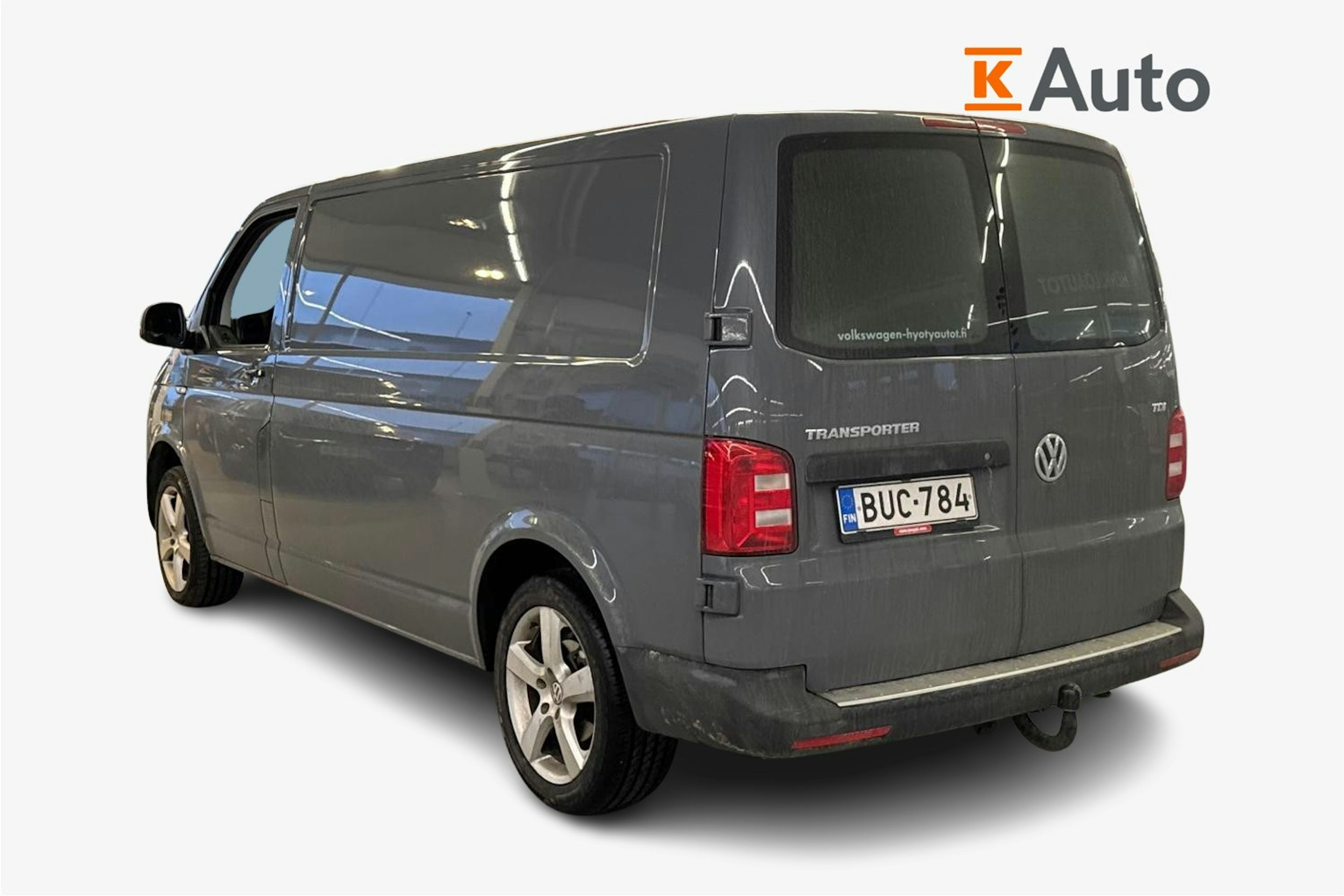 harmaa Volkswagen Transporter 2017 kuva 2.