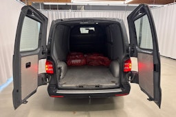 harmaa Volkswagen Transporter 2017 kuva 21.