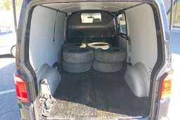 Sininen Volkswagen TRANSPORTER 2017 kuva 14.