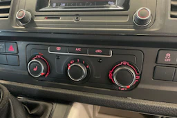 Sininen Volkswagen TRANSPORTER 2017 kuva 17.