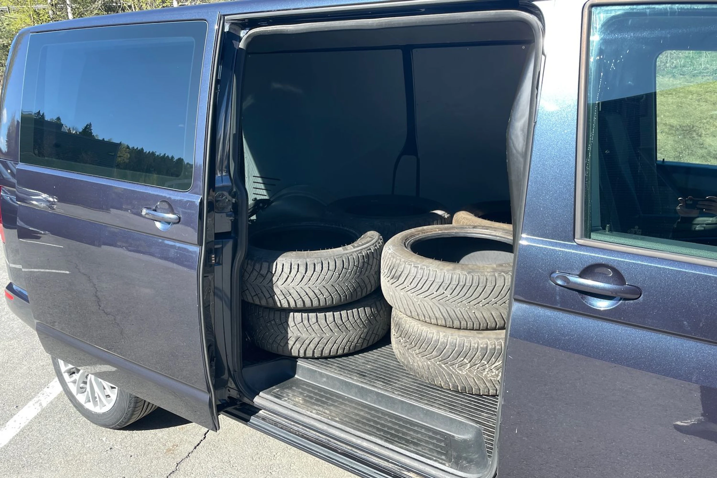 Sininen Volkswagen TRANSPORTER 2017 kuva 20.