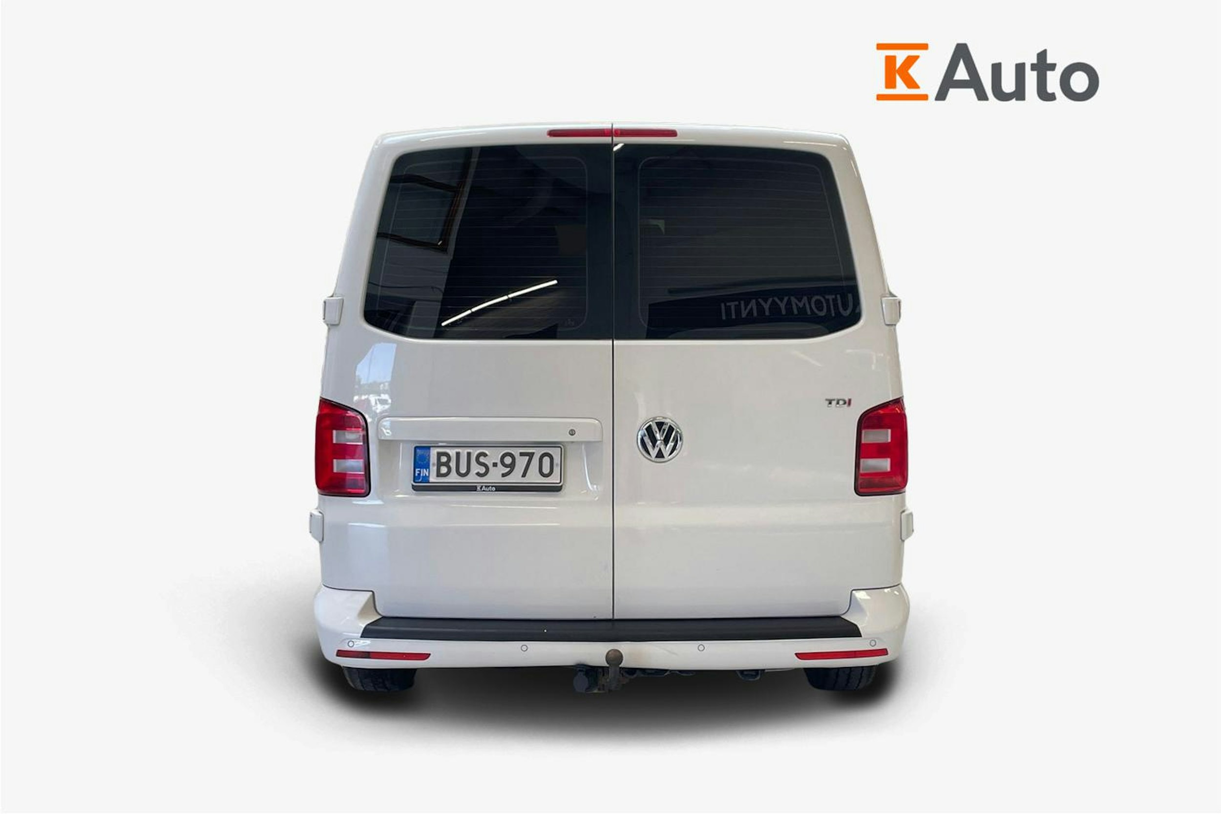 valkoinen Volkswagen Transporter 2017 kuva 3.