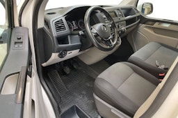 valkoinen Volkswagen Transporter 2017 kuva 7.