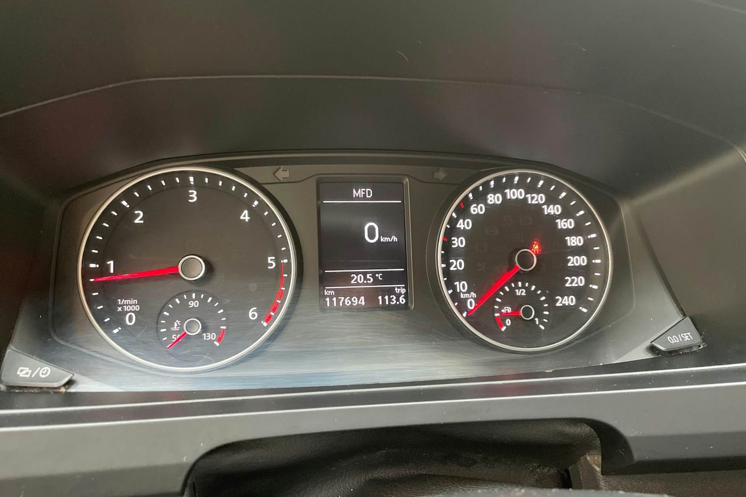 valkoinen Volkswagen Transporter 2017 kuva 25.