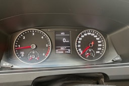 valkoinen Volkswagen Transporter 2017 kuva 25.