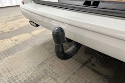 valkoinen Volkswagen Transporter 2017 kuva 31.