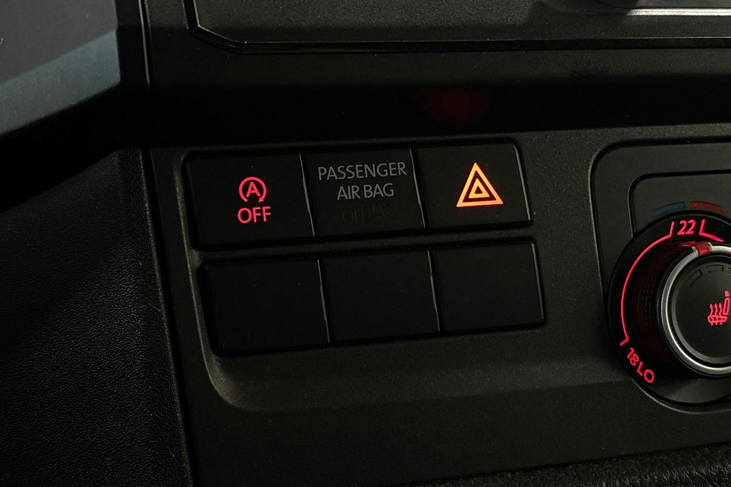 musta Volkswagen Transporter 2017 kuva 21.