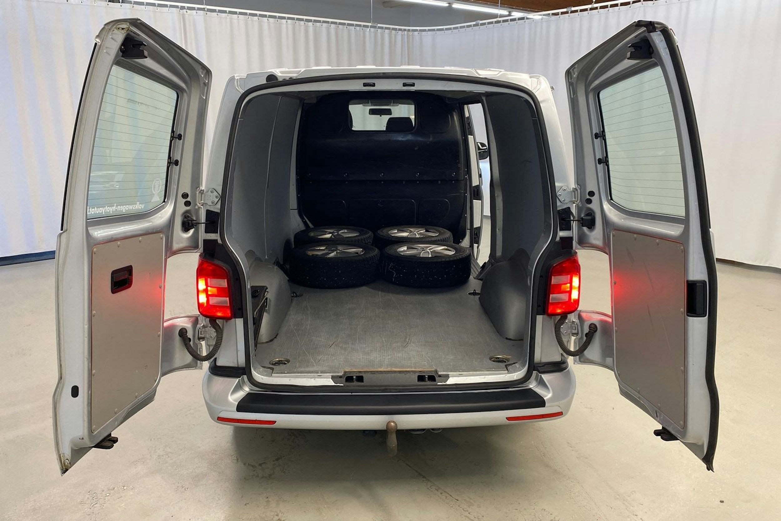 hopea Volkswagen Transporter 2017 kuva 25.