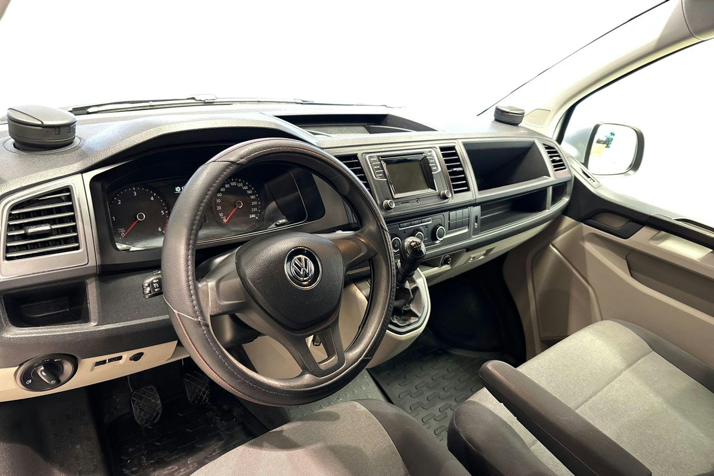 Hopea Volkswagen TRANSPORTER 2017 kuva 8.