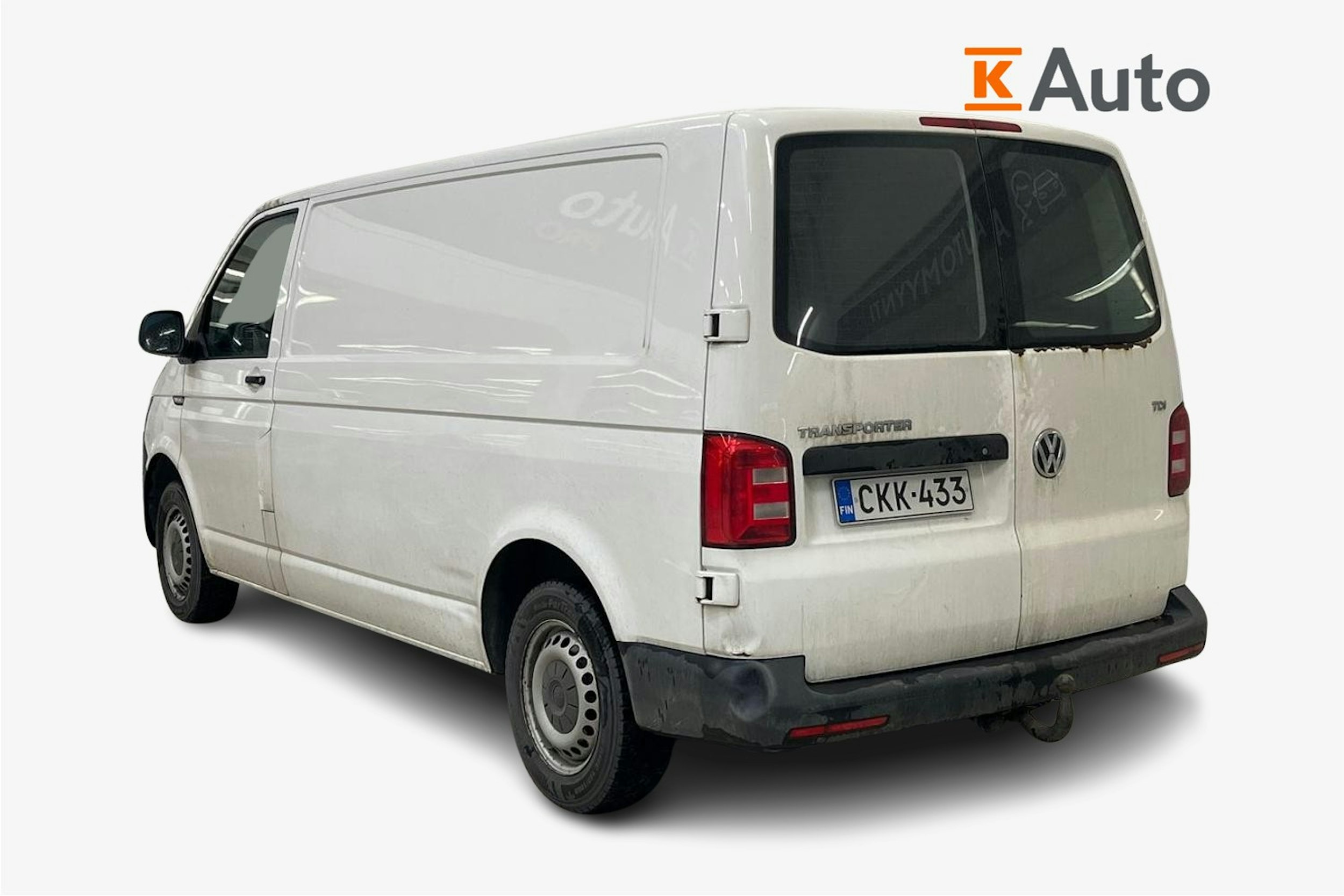 valkoinen Volkswagen Transporter 2017 kuva 2.