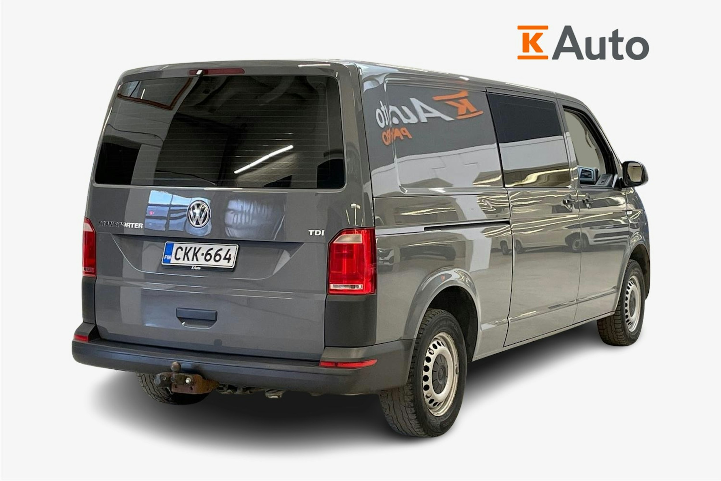 harmaa Volkswagen Transporter 2017 kuva 5.