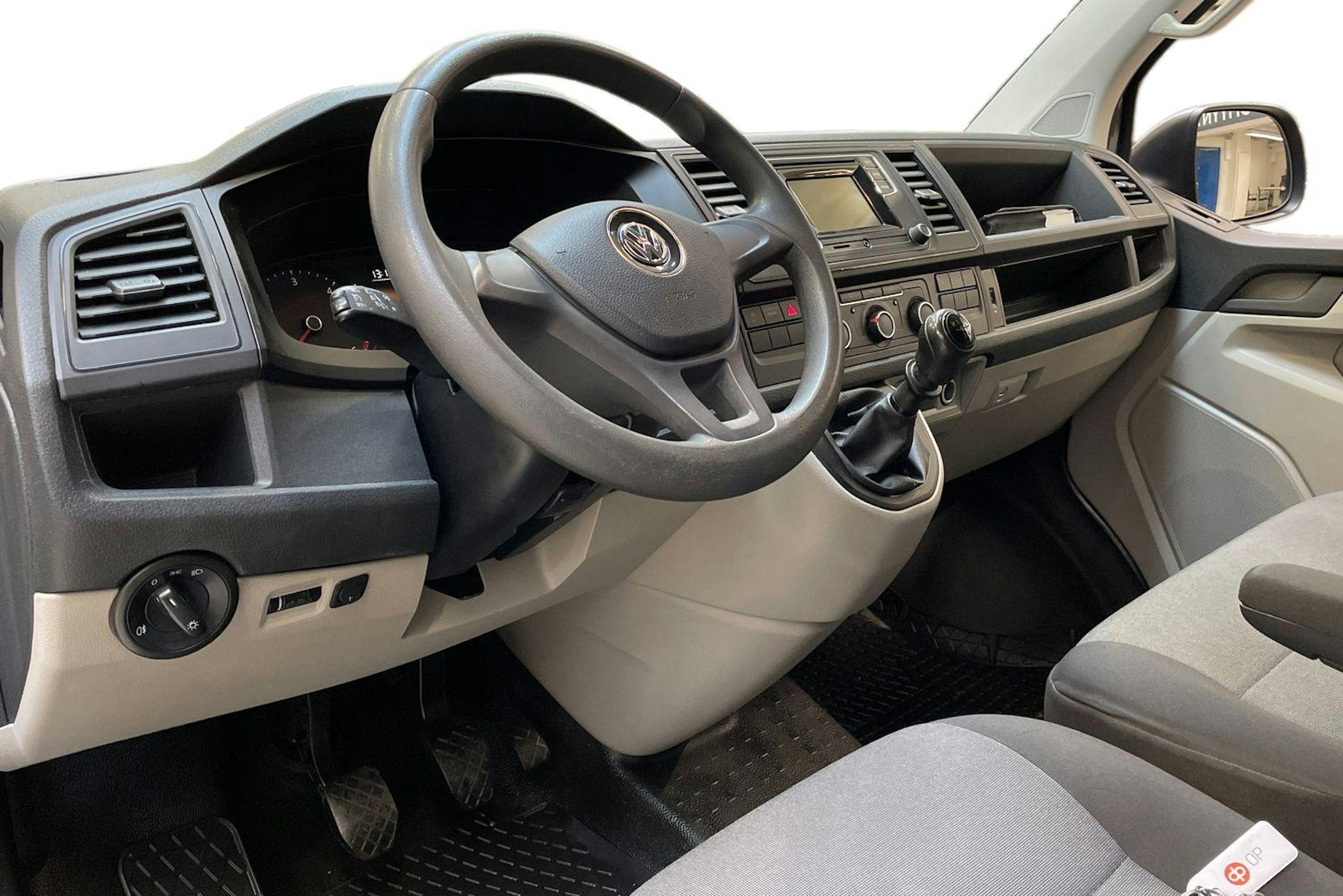 harmaa Volkswagen Transporter 2017 kuva 10.