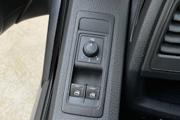 harmaa Volkswagen Transporter 2017 kuva 25.