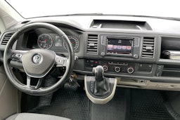 Musta Volkswagen TRANSPORTER 2017 kuva 7.